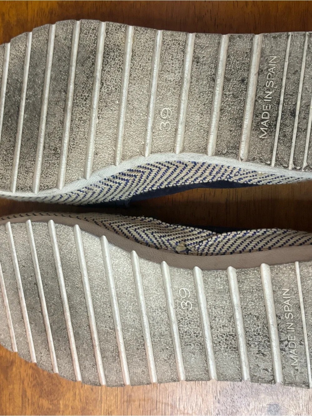 Women’s size 39 Verbenas Navy Suede Espadrille Flats
